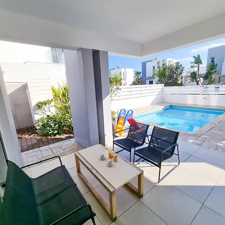 Vila With Private Pool And Bbq *