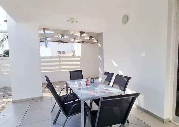 With Private Pool And Bbq *