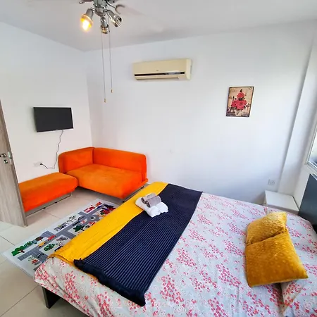 With Private Pool And Bbq Vila